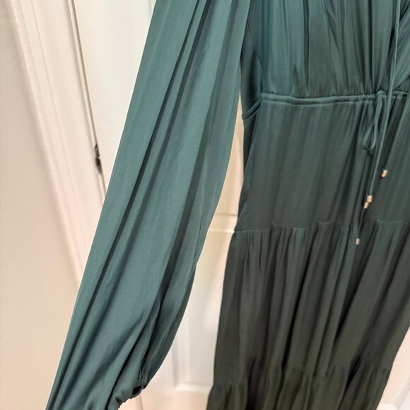 BELLE & BLOOM KELLY GREEN BALLOON LONG SLEEVE MAXI DRESS NEW WITHOUT TAGS (NWOT) - Picture 10 of 11